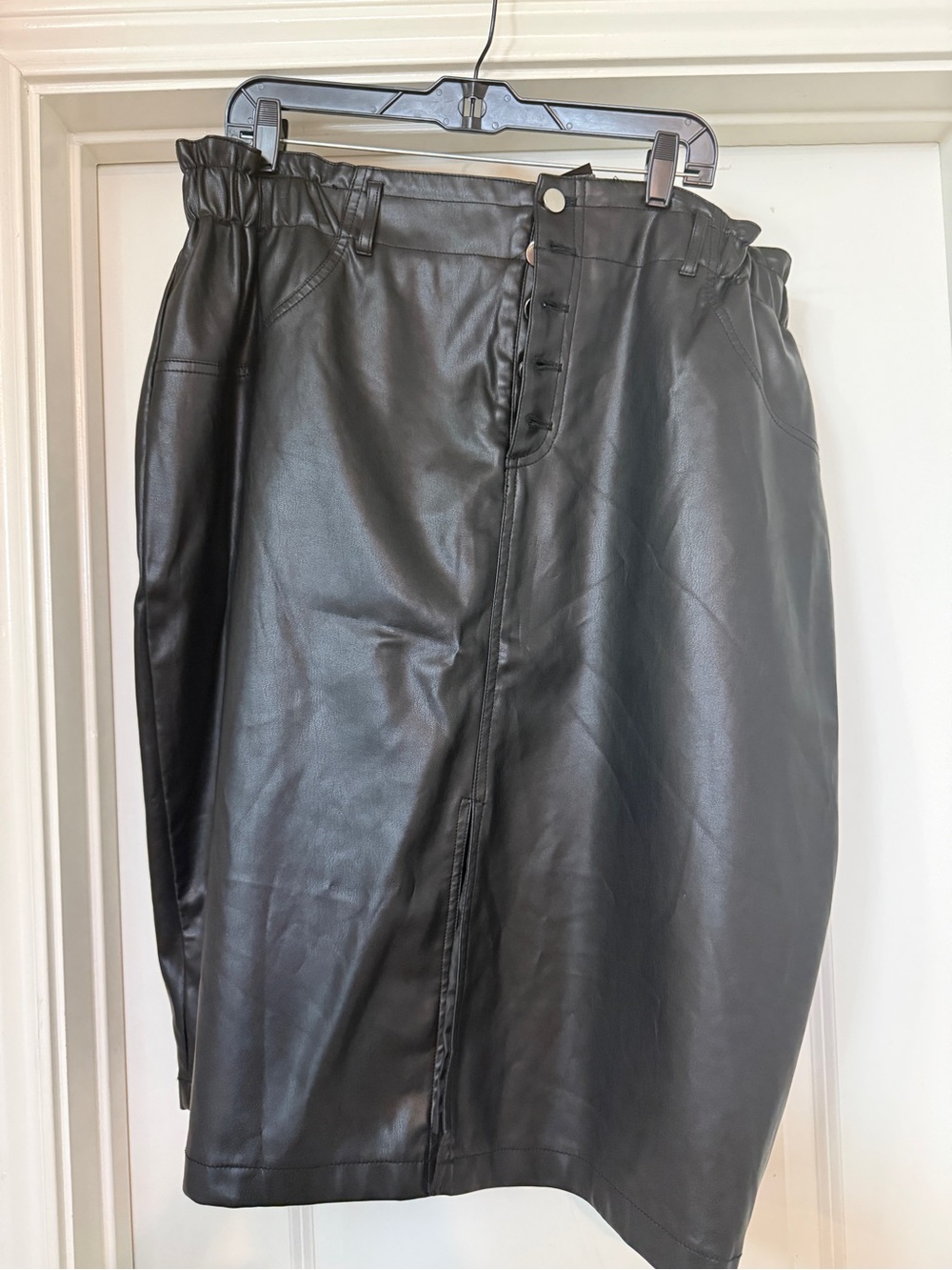 City Chic Black Faux Leather Pencil Skirt